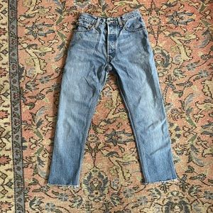 Re/done Levi’s size 23 cropped ankle fray